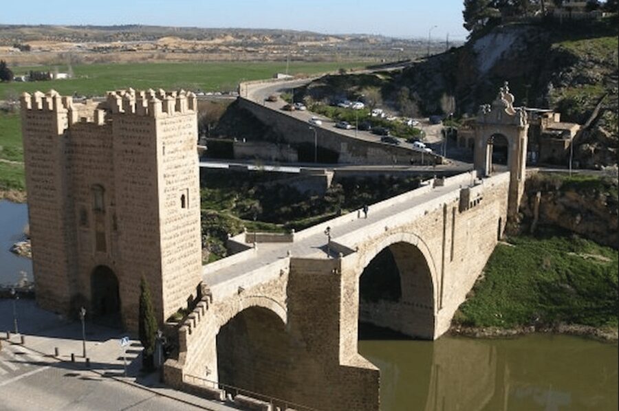 Toledo: Private Minivan tour from Madrid - Toledo Cathedral Deserves the Longest Stop