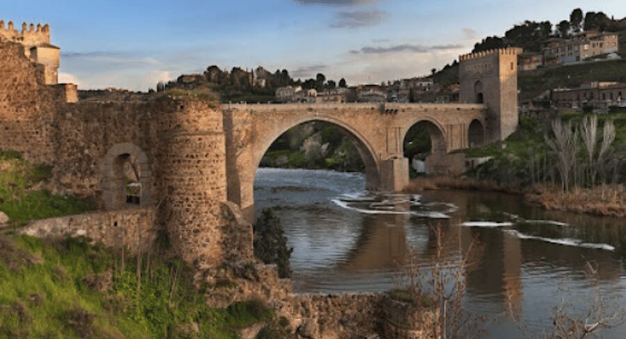 Toledo: Private Minivan tour from Madrid - What Guide Joan Adds to the Day