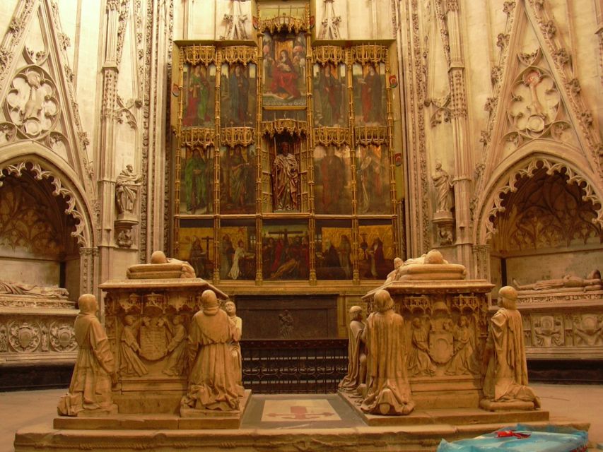 Toledo: Private Monuments Walking Tour with Monument Entry - Price and value for two people