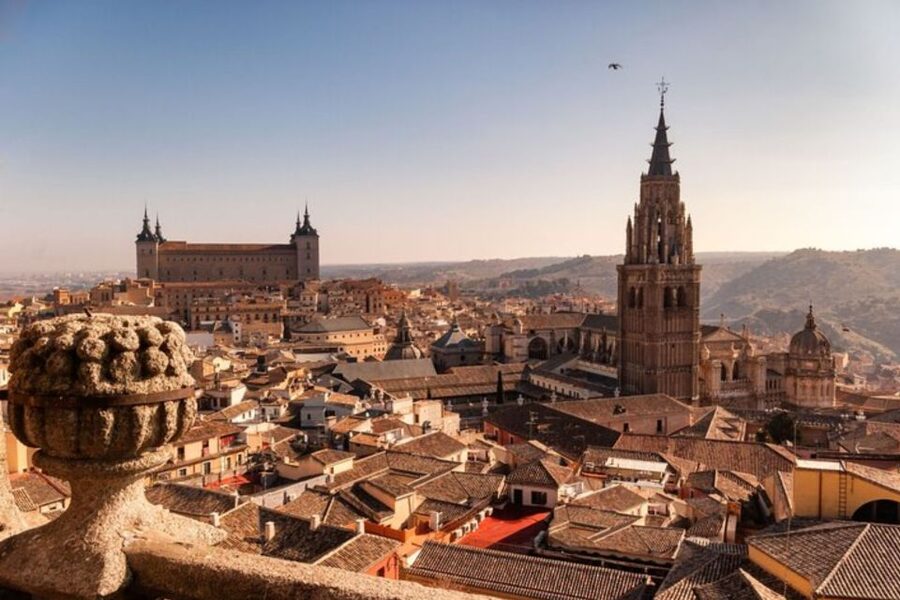 Toledo: Private tour with an official guide - What $177 Per Person Really Buys