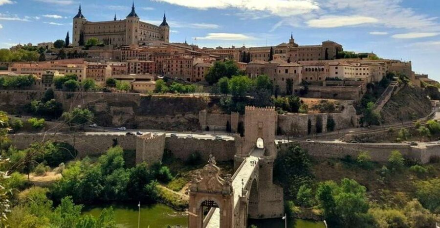 Toledo: Private Walking Tour with a Local Guide - Santa María la Blanca and Mudejar design