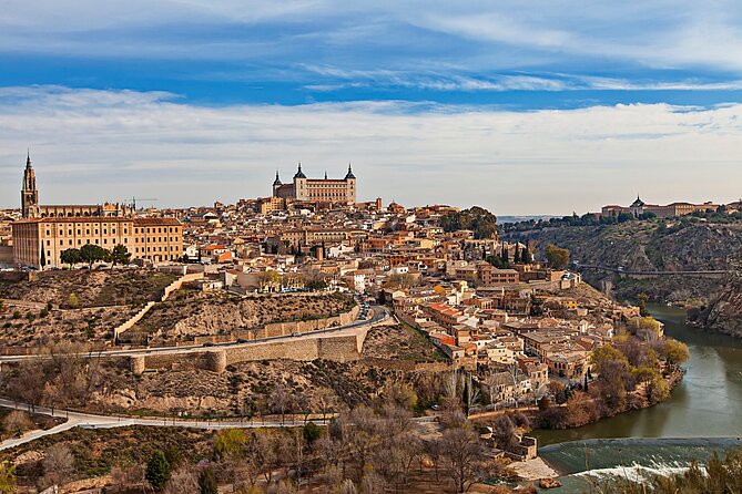 Toledo Scavenger Hunt and Highlights Self-Guided Tour - What makes each stop worthwhile