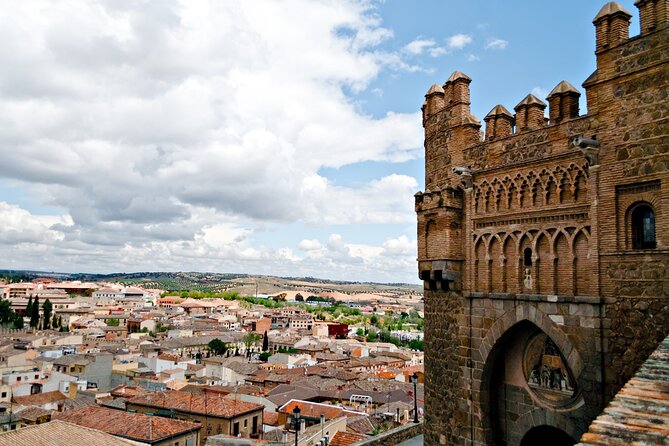 Toledo Scavenger Hunt and Highlights Self-Guided Tour - Price, language, and overall value