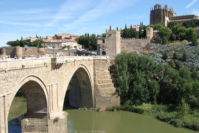 Toledo Scavenger Hunt and Highlights Self-Guided Tour - Who will enjoy this Toledo walk