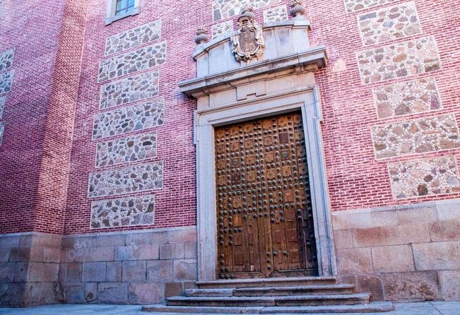 Toledo Tour & Vineyard Walk with Wine Tasting from Madrid - Who should book this experience?