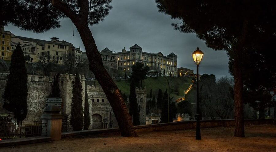 Toledo: Una Mágica noche Toledana - Knights, romance, and duels of honor
