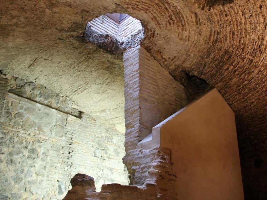Toledo: Underground Guided Tour with Entry Ticket - Who will get the most from this Toledo tour