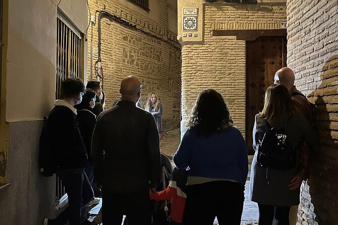 Toledo Underground Tour Visit Thermae and Private Basements - Key things to know before going