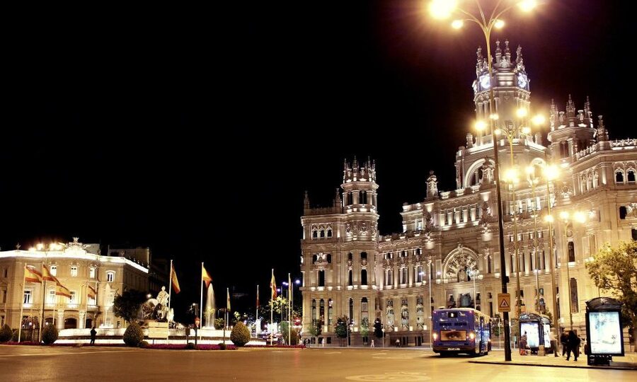 Tonight Madrid with optional Flamenco Show - Following the Bourbon District of King Charles III