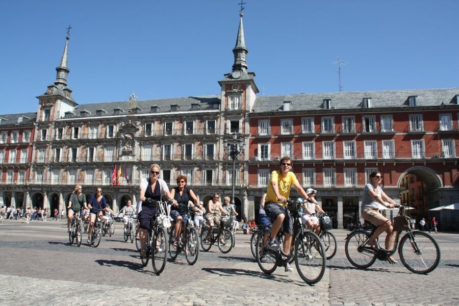 Top highlights of Madrid Bike Tour- 3hrs (e-bike optional) - Starting at Puerta del Sol