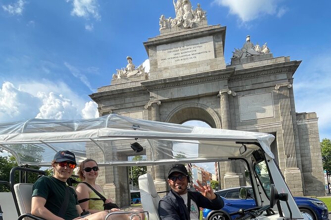 Tour en tuk-tuk electrico por MADRID MODERNO - San Francisco el Grande and the Toledo Gate