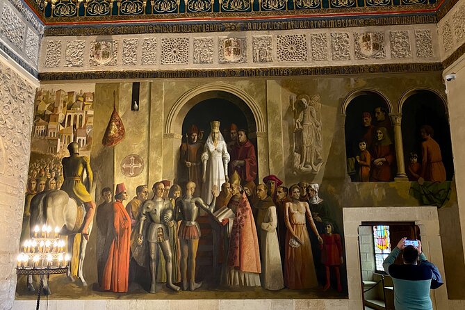 Tour Segovia and La Granja de San Ildefonso from Madrid - One flexible hour at Segovia Cathedral
