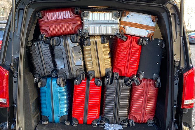 Transfer from the Airport to Madrid - Why the Private Vehicle Matters for Groups