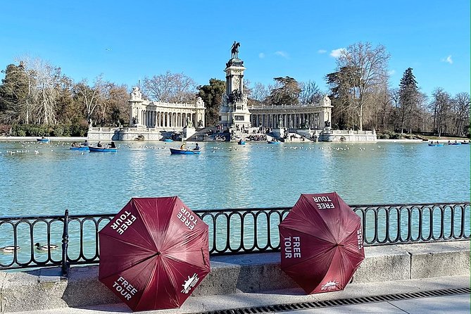 Walking Tour of Madrid Modern - Casino de Madrid and the city’s golden mile