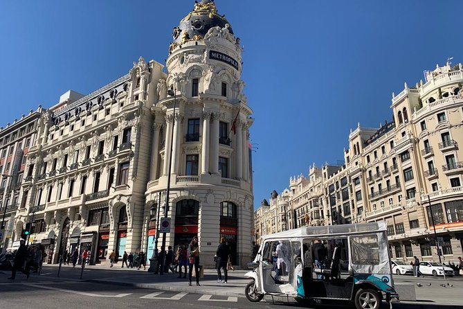 Welcoming tour Madrid - A tuk tuk introduction to Madrid in one or two hours
