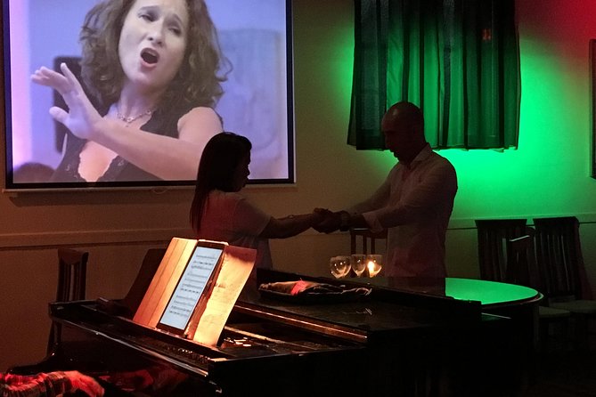 Zarzuela Opera and Dinner at La Castafiore Restaurant in Madrid - Timing and getting there